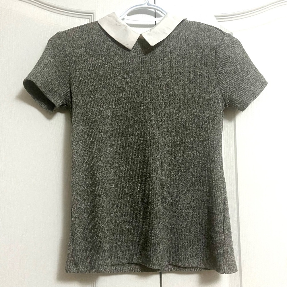 NWOT Collard Knitted T-shirt